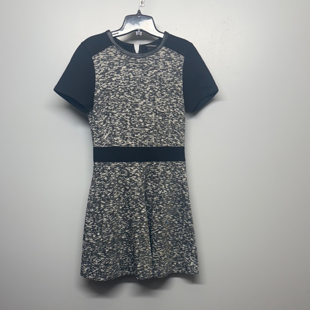 Club Monaco Black and Gray Quilted Fit and Flare Mini Dress SIZE 0 - Picture 1 of 6